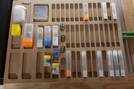 Bit holder tray