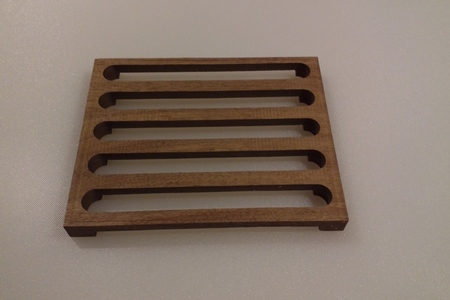 WOODEN TRIVET (ROUTED)