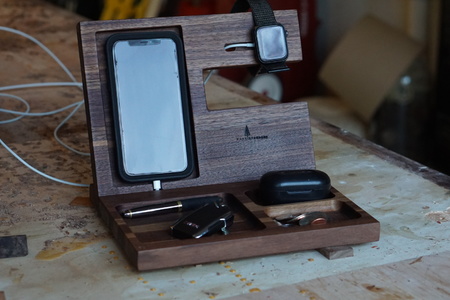 IPHONE/WATCH CATCH-ALL TRAY